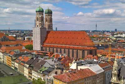 Zahnimplantate München: Zahnarzt / Zahnärzte in München